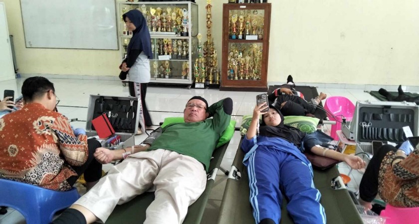 Donor Darah di MAN 2 Bandar Lampung Tingkatkan Kesadaran Donor Sukarela Sejak Usia Muda
