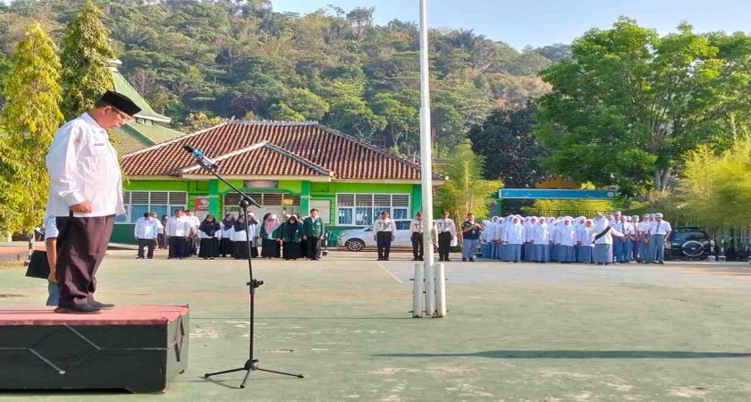 MAN 2 Bandar Lampung Laksanakan Upacara Peringatan Hari Kesaktian Pancasila