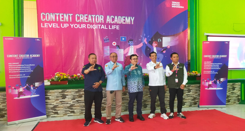 “Digital Life Level Up!” XL Smart Cetak Creator Muda di MAN 2 Bandar Lampung