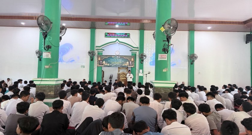Menyalakan Cahaya, Menyeberangi Tahun Penuh Makna: MAN 2 Bandar Lampung Peringati Tahun Baru Islam 1448 H dan Launching Logo Baru Masjid Al Iman