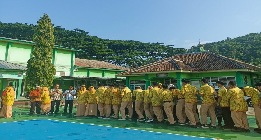 Usai Libur Idul Fitri 1445 H, MAN 2 Bandar Lampung Gelar Halal Bihalal