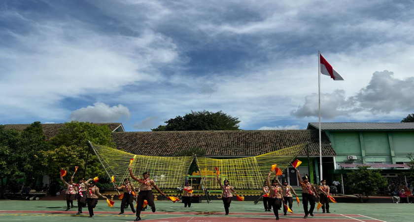 Demo Ekstrakurikuler Warnai MATSAMA MAN 2 Bandar Lampung